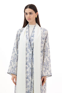 Noora in Ivory